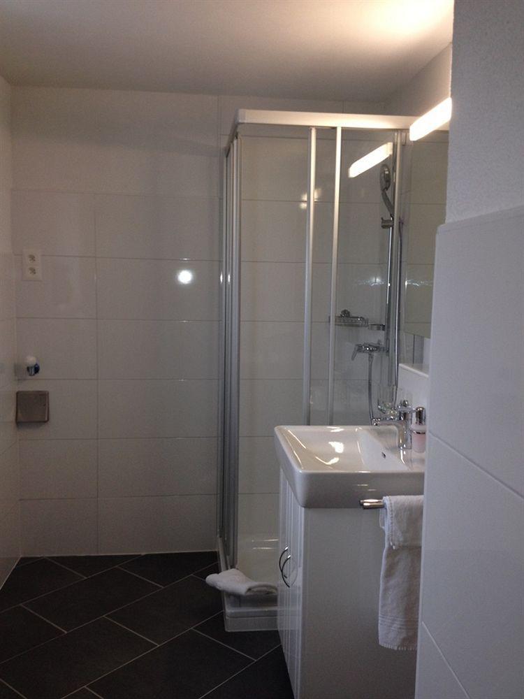בזל Residence Apartments By Hotel Du Commerce מראה חיצוני תמונה