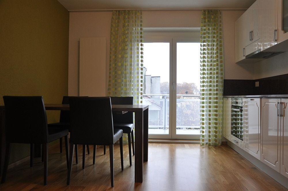 בזל Residence Apartments By Hotel Du Commerce מראה חיצוני תמונה